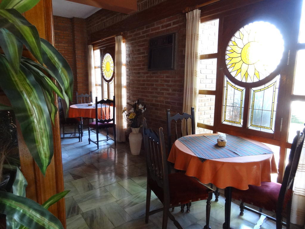 Mon Petit Hotel Villa Carlos Paz Exterior foto