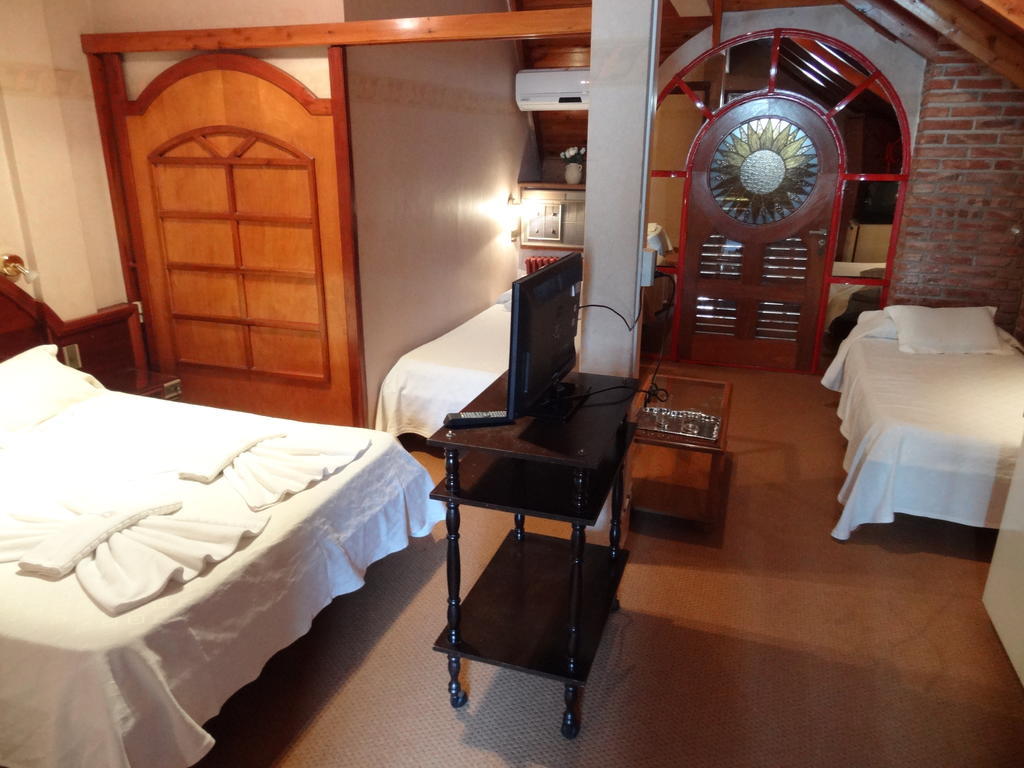 Mon Petit Hotel Villa Carlos Paz Quarto foto